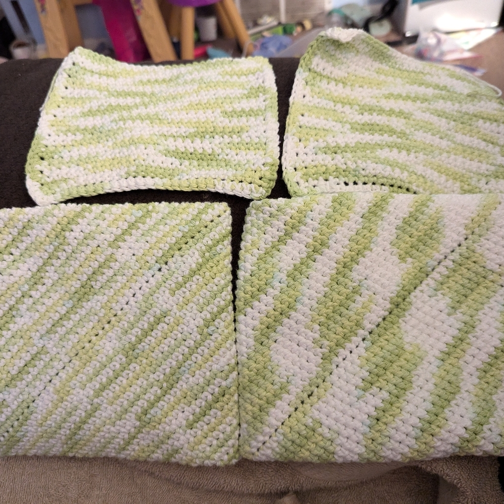 Hot pads and dish cloths